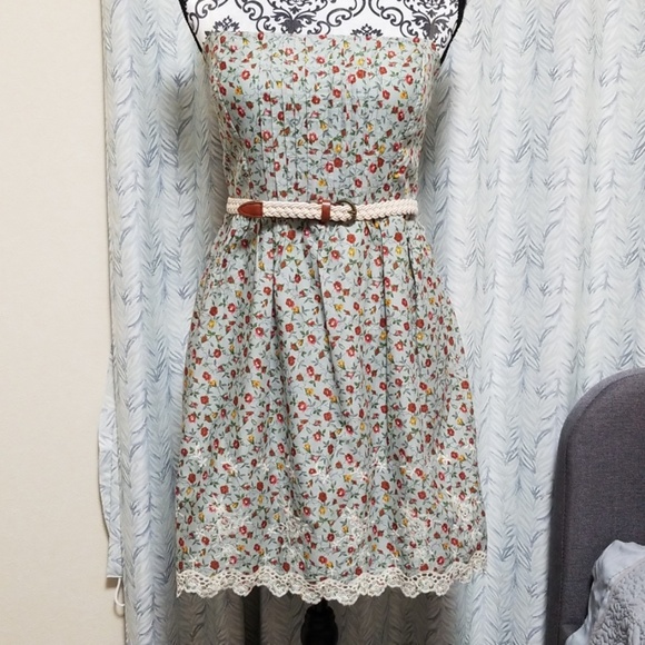 City Triangles Dresses & Skirts - City Triangles Summer dress